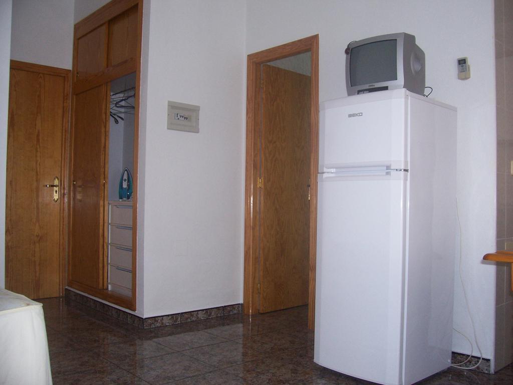 Apartamentos Berlin San Pedro del Pinatar Ruang foto